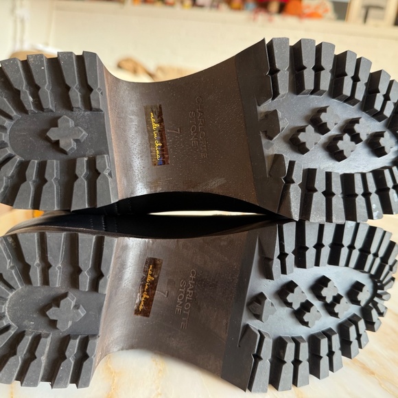 Charlotte Stone Loma Boot - Picture 6 of 7